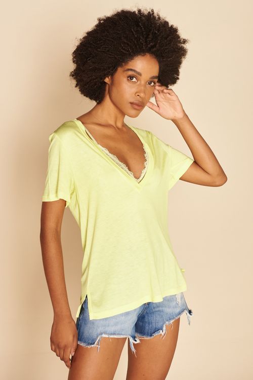 BLUSA GOLA V MANGA CURTA -
AMARELO NEON