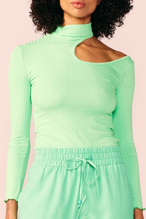 BLUSA GOLA ALTA -MENTA