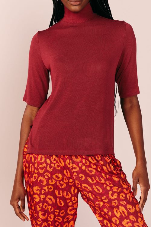 BLUSA GOLA ALTA MG CURTA -MARSALA