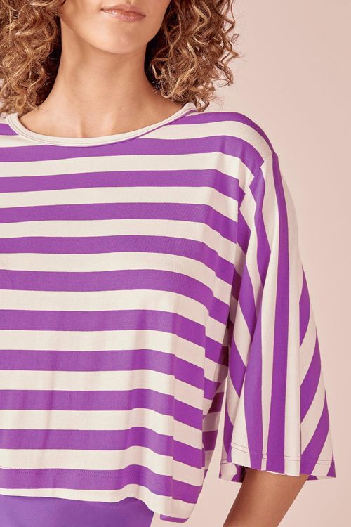 BLUSA CROPPED LISTRADA. - VIOLETA