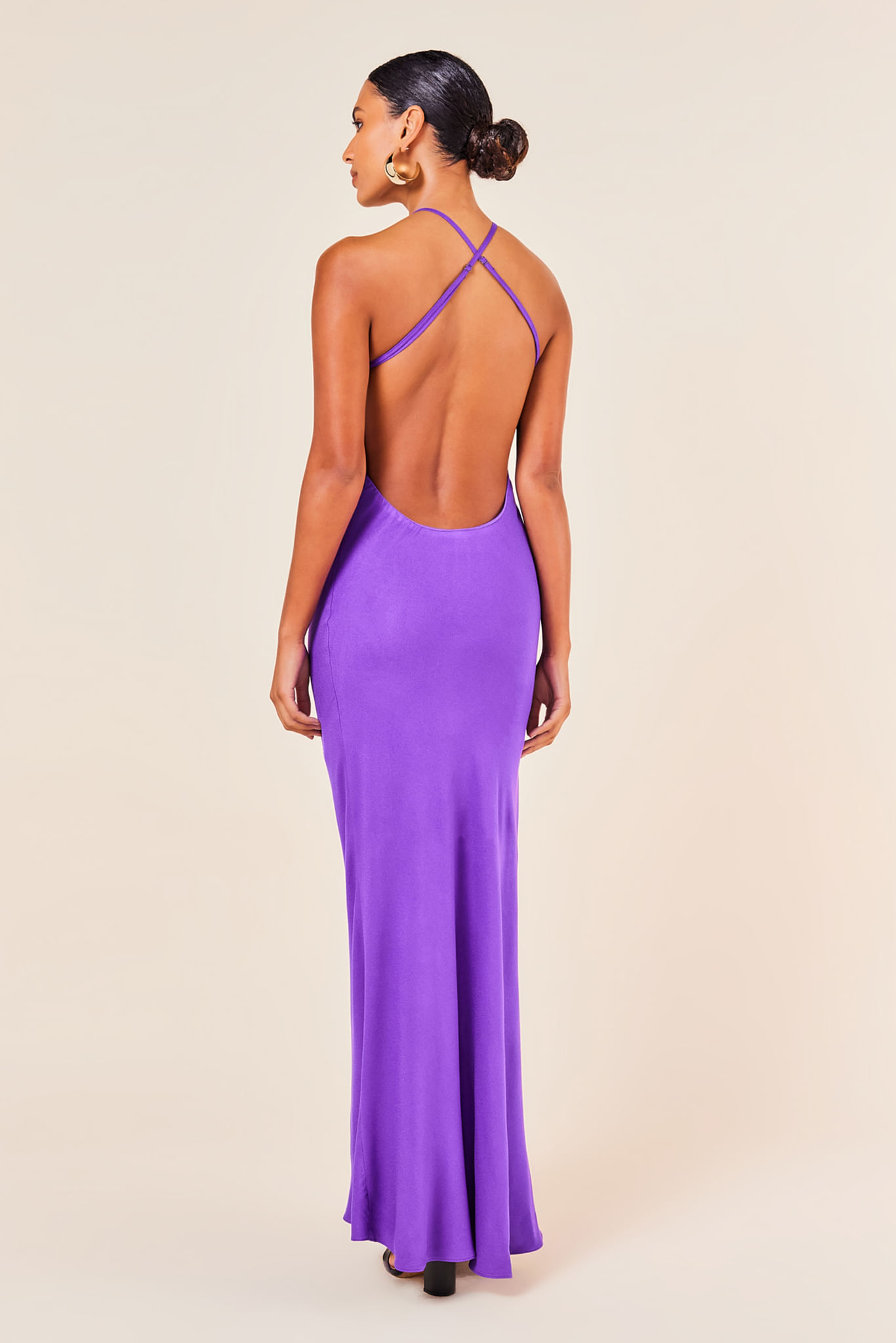 VESTIDO LONGO COM DECOTE NAS COSTAS -ULTRA VIOLETA G - ULTRA VIOLETA - 244234