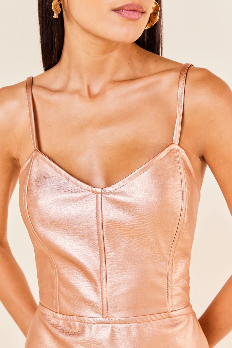 VESTIDO CURTO DE COURO DECOTE NAS COSTAS -COBRE P - COBRE - 245044
