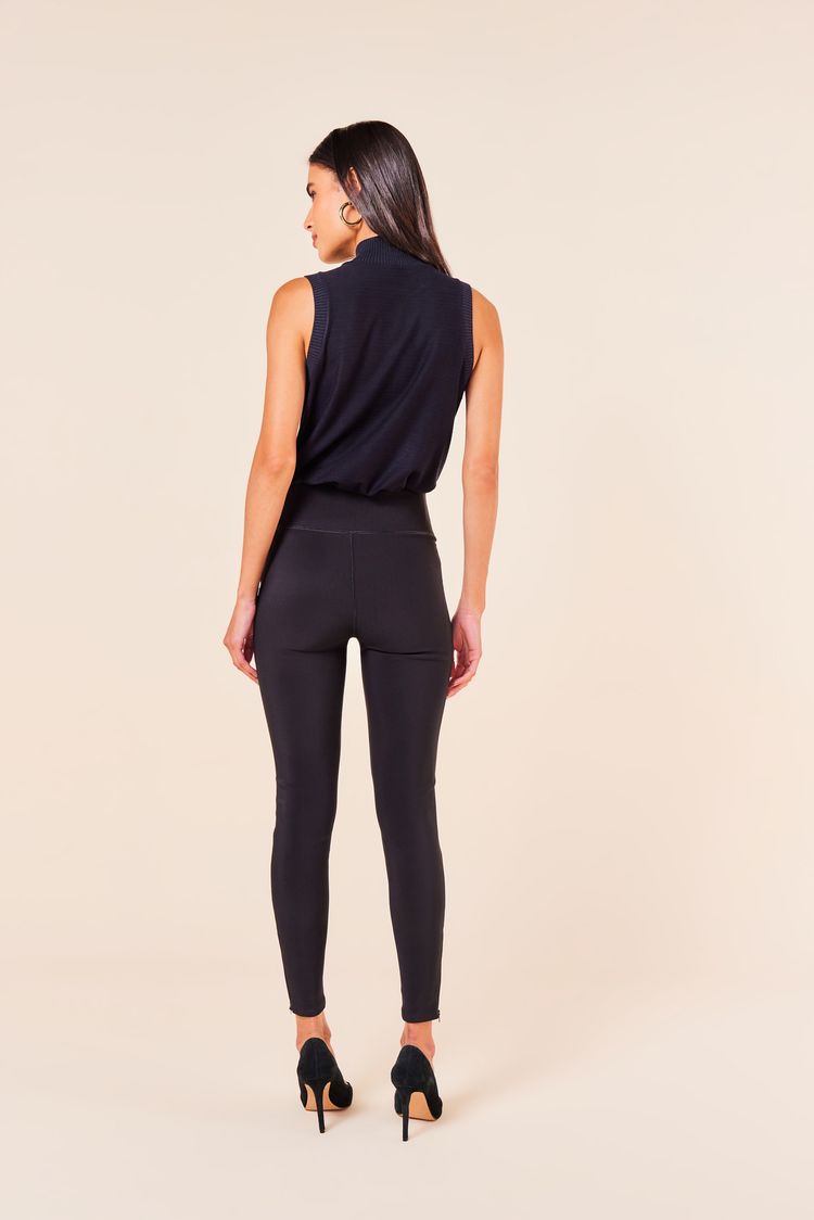 CALCA LEGGING COM ZIPER -PRETO PP - PRETO - 253586