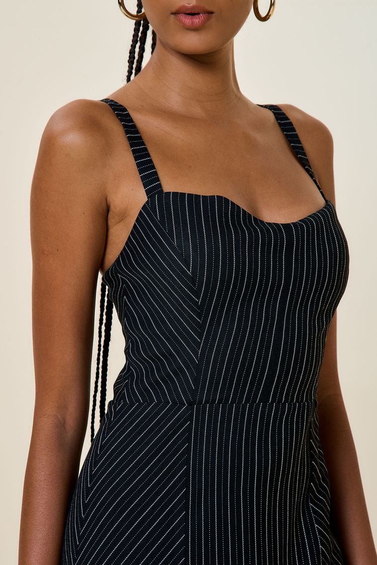 VESTIDO MIDI RISCA DE GIZ COM DECOTE CORAÇÃO PRETO P - PRETO - 257319