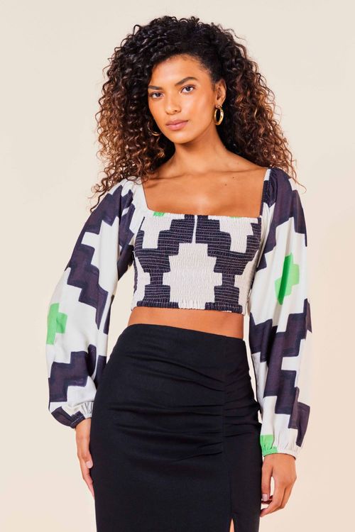 CROPPED MANGA LONGA MAPLA -ESTAMPA PADRONAGEM TRIBAL