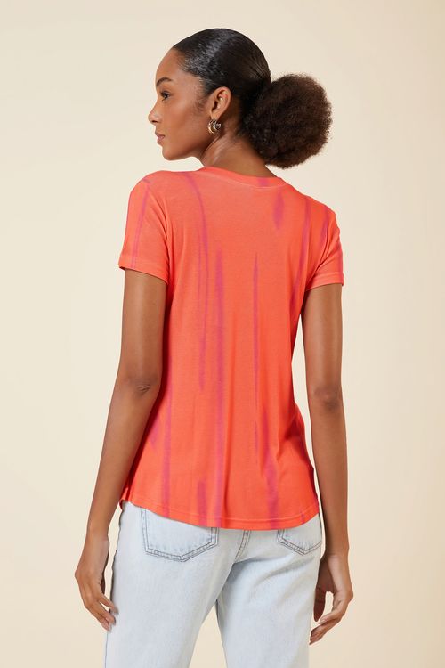 BLUSA DECOTE V TULE ESTAMPA ORLA CORAL