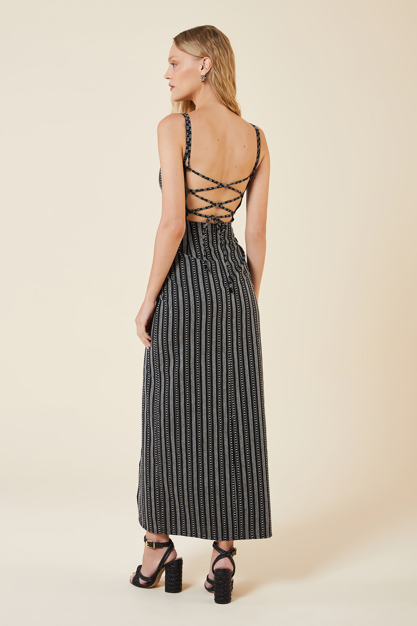 VESTIDO LONGO LISTRAS E PESPONTO PRETO / CREME M - PRETO / CREME - 264368