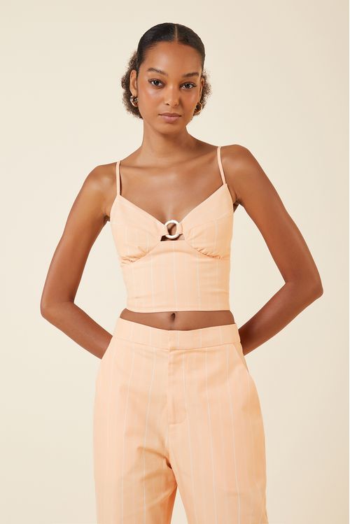 CROPPED LISTRAS COM ARGOLA APRICOT / CREME