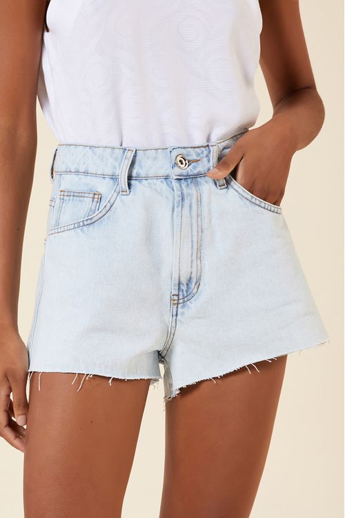 SHORT SOLTO DELAVE A FIO JEANS CLARO