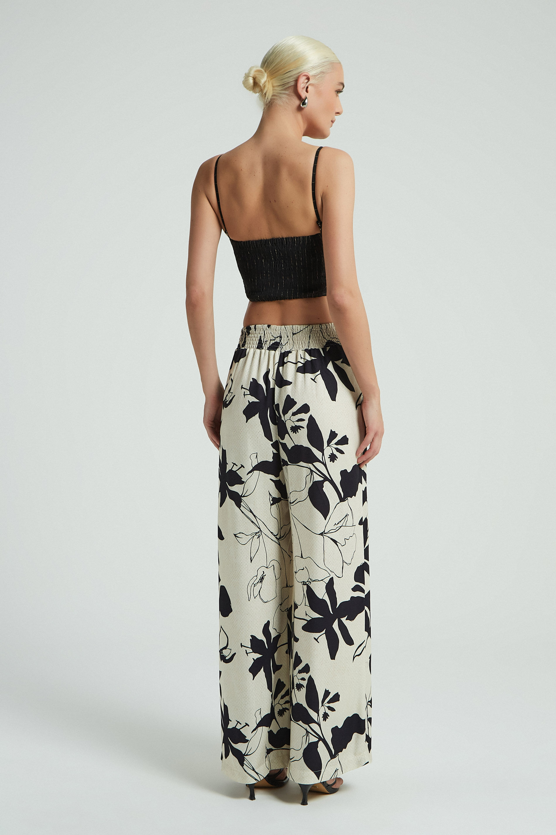 PANTALONA ESTAMPA RIVIERA DAS FLORES P - EST RIVIERA DAS FLORES - 272957