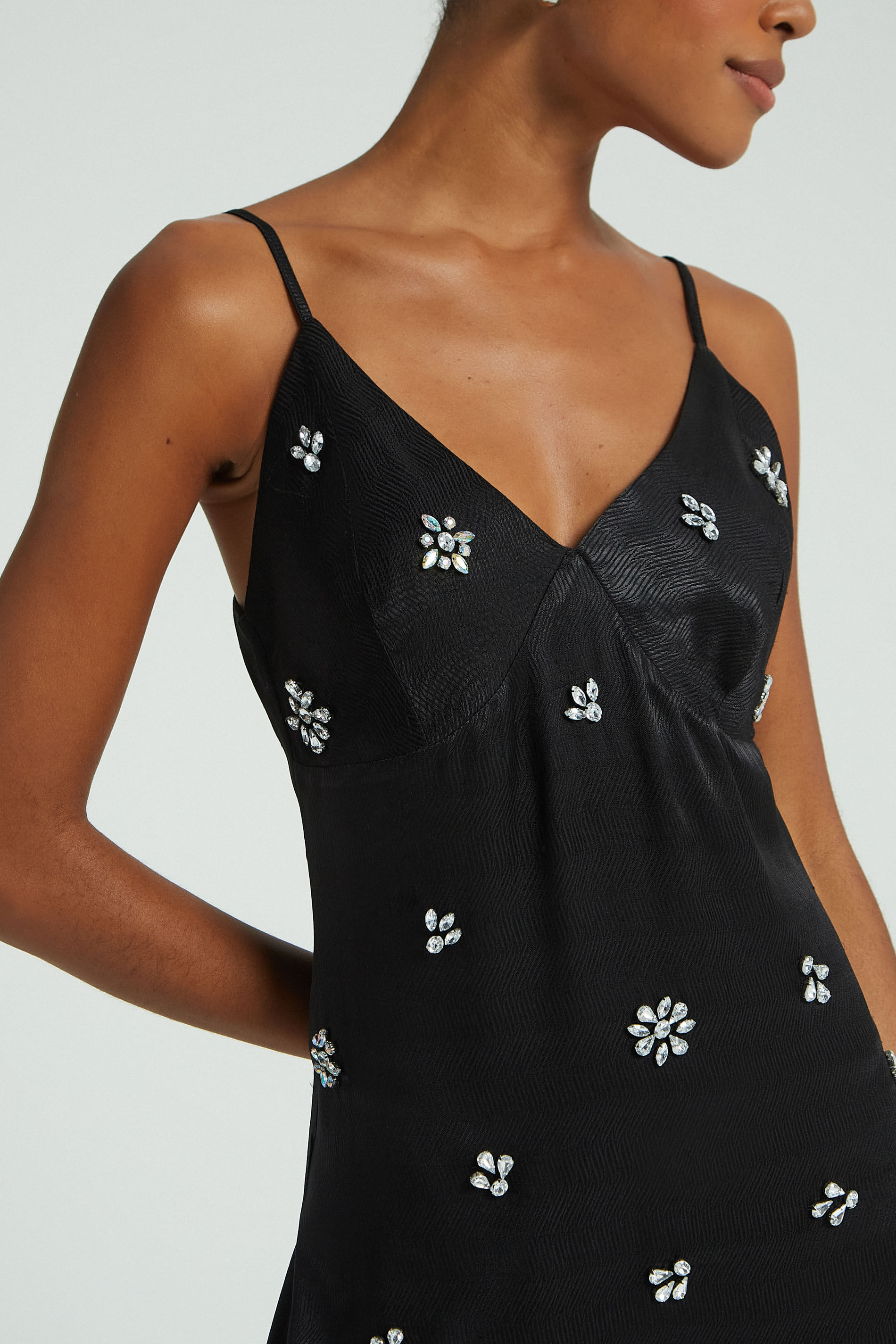 VESTIDO CURTO BORDADO-PRETO P - PRETO - 275020
