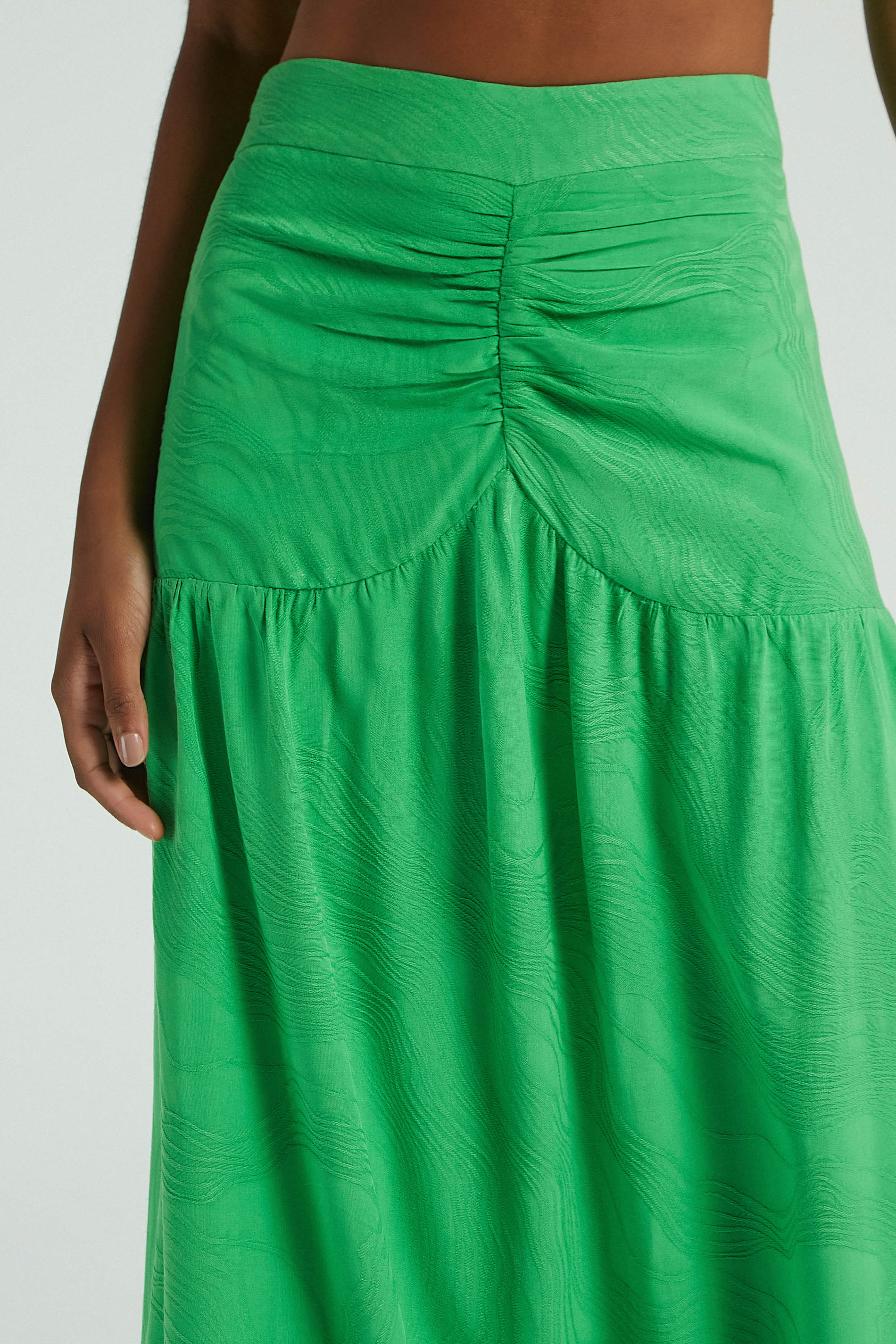 SAIA LONGA FRANZIDO FRENTE - VERDE P - VERDE - 276388