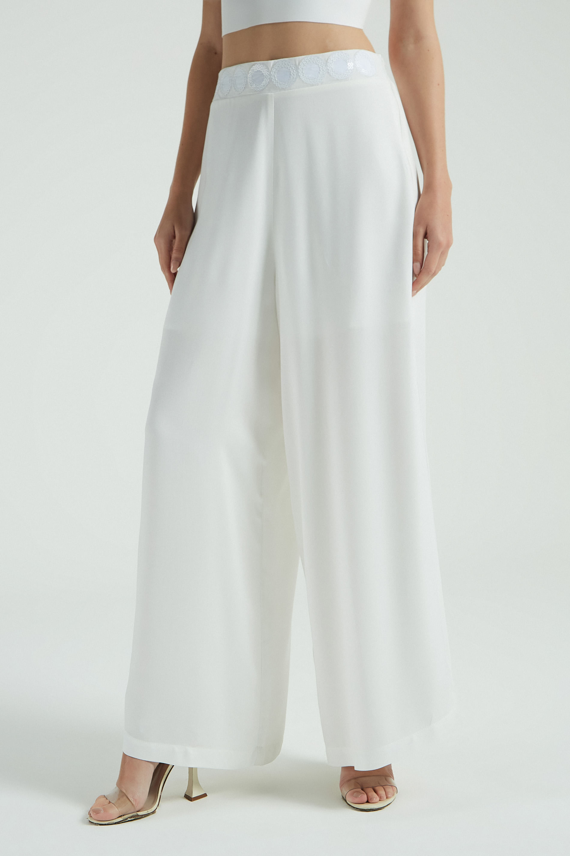 CALCA PANTALONA PALA BORDADA BRANCO P - BRANCO - 278169