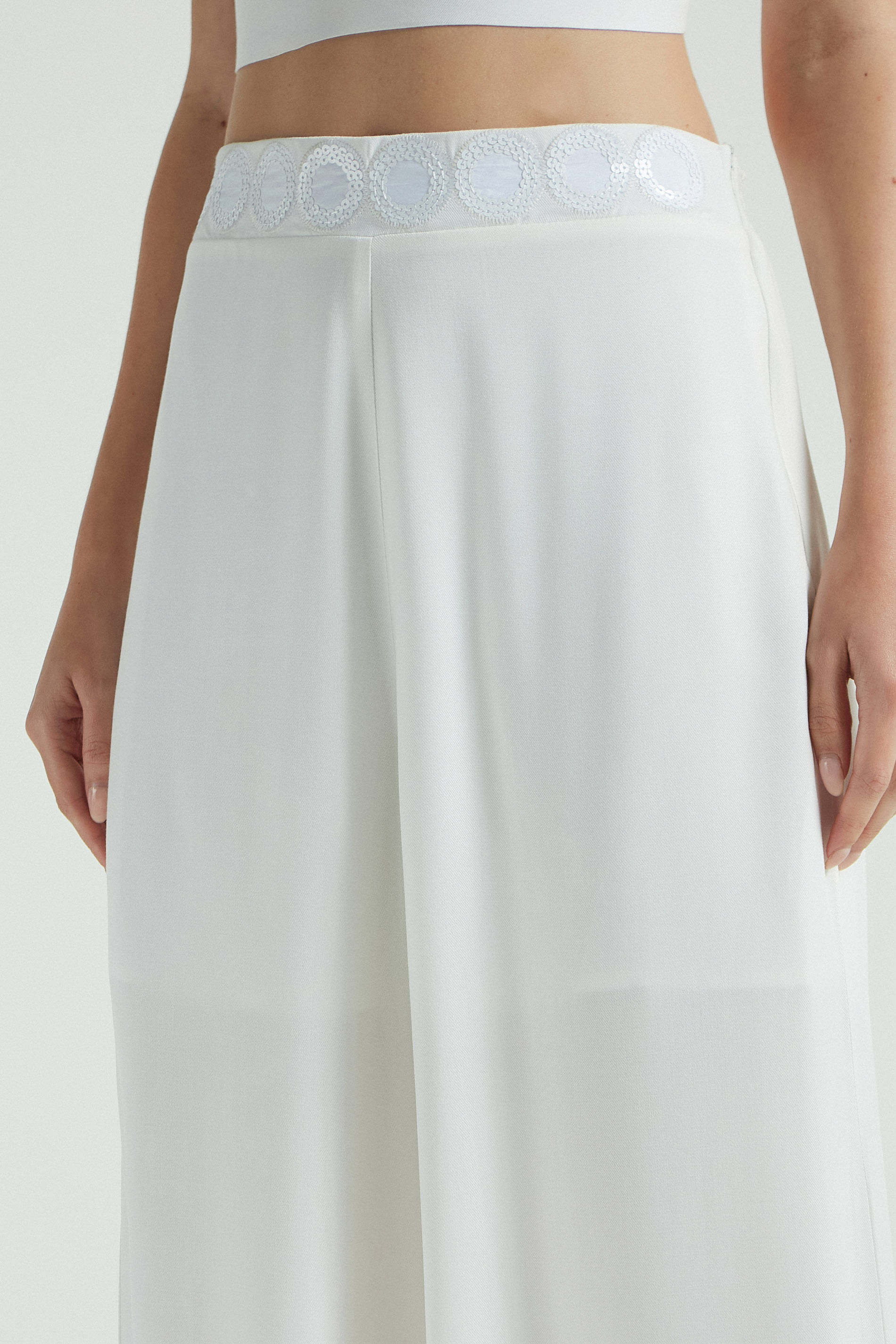 CALCA PANTALONA PALA BORDADA BRANCO M - BRANCO - 278174