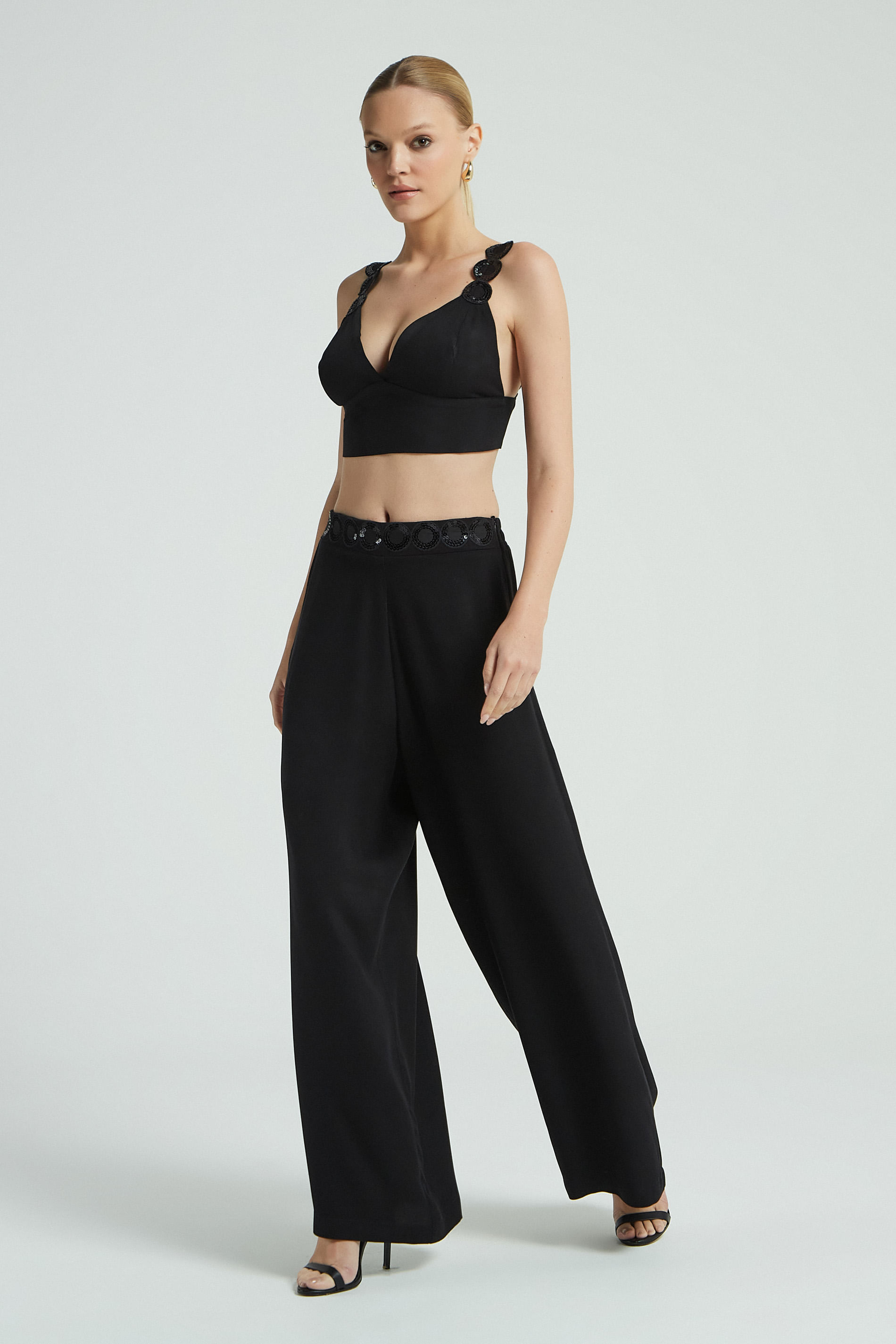 CALCA PANTALONA PALA BORDADA PRETO M - PRETO - 278177