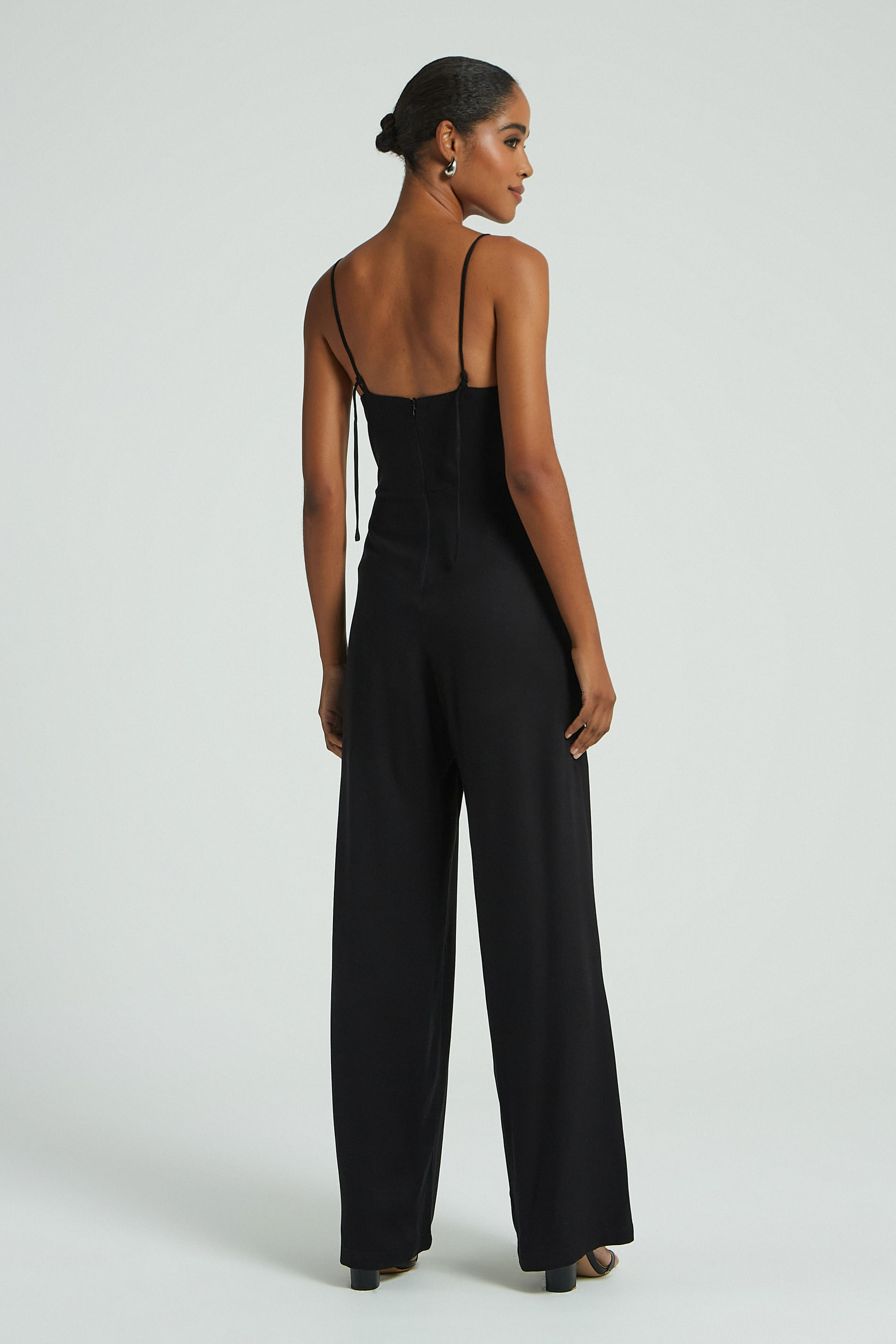 MACACAO VAZADO BORDADO PAETE-PRETO M - PRETO - 278365