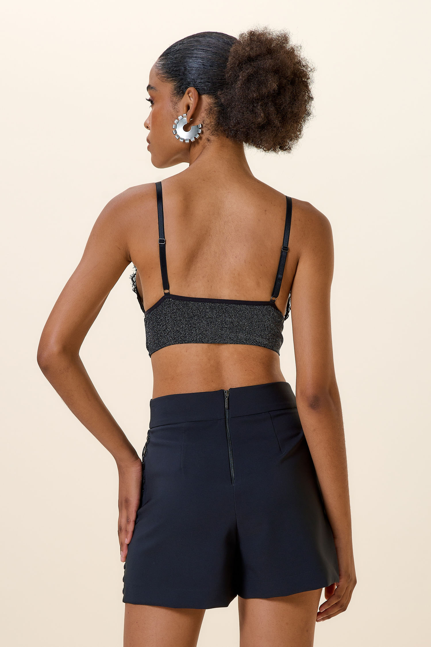 SHORT BASICO COM BORDADO - PRETO / PRETO P - PRETO / PRETO - 282174