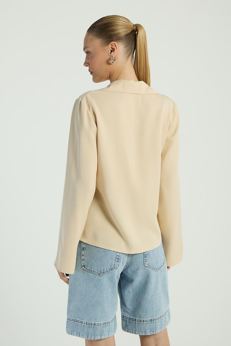 BLUSA COM AMARRAÇAO FRONTAL - AVEIA P - AVEIA - 282478