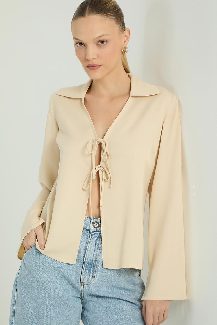 BLUSA COM AMARRAÇAO FRONTAL - AVEIA P - AVEIA - 282480