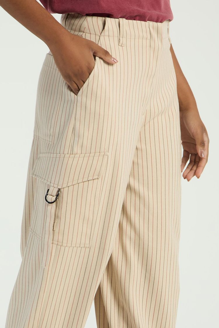 CALÇA CARGO COM FIVELAS - BEGE GG - BEGE - 285456