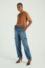 8351101-00031-1.jpg