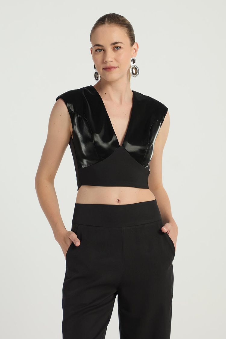 CROPPED COM TECIDO VINIL - PRETO PP - PRETO - 291847