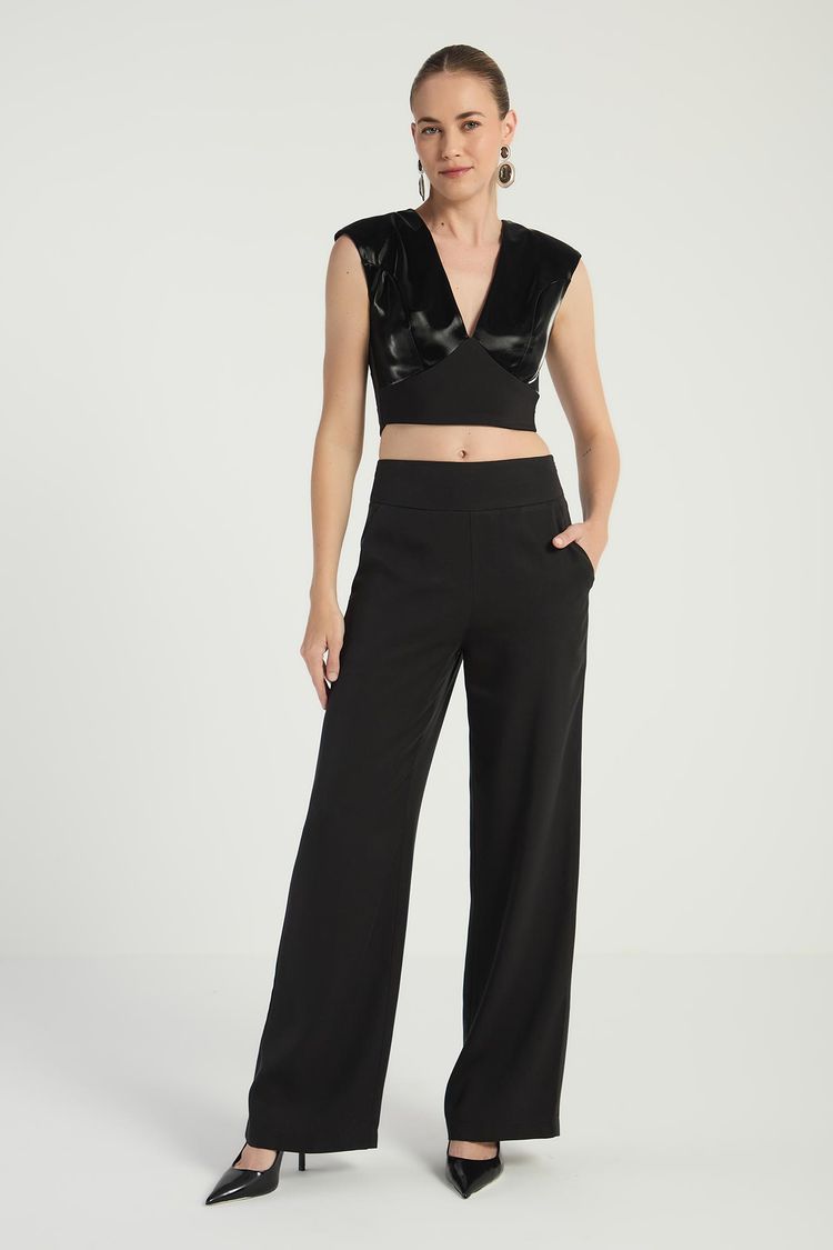 CROPPED COM TECIDO VINIL - PRETO PP - PRETO - 291849