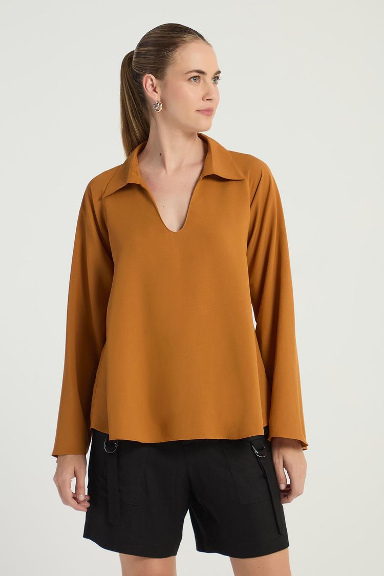 BLUSA AMPLA COM DECOTE EM V - CARAMELO PP - CARAMELO - 292272