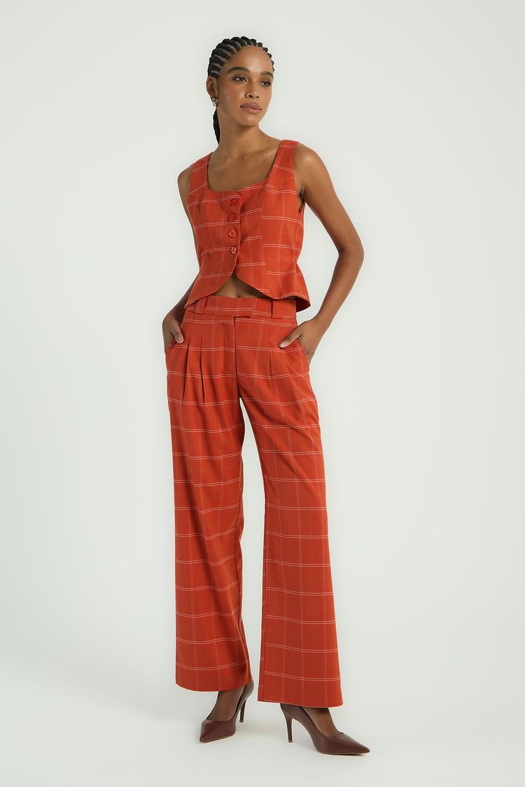 CALÇA XADREZ COM PREGAS - PECAN G - PECAN - 294117