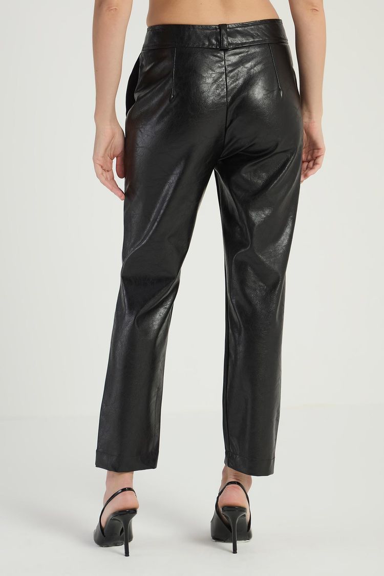 CALÇA EM POLIURETANO RETA - PRETO P - PRETO - 295242