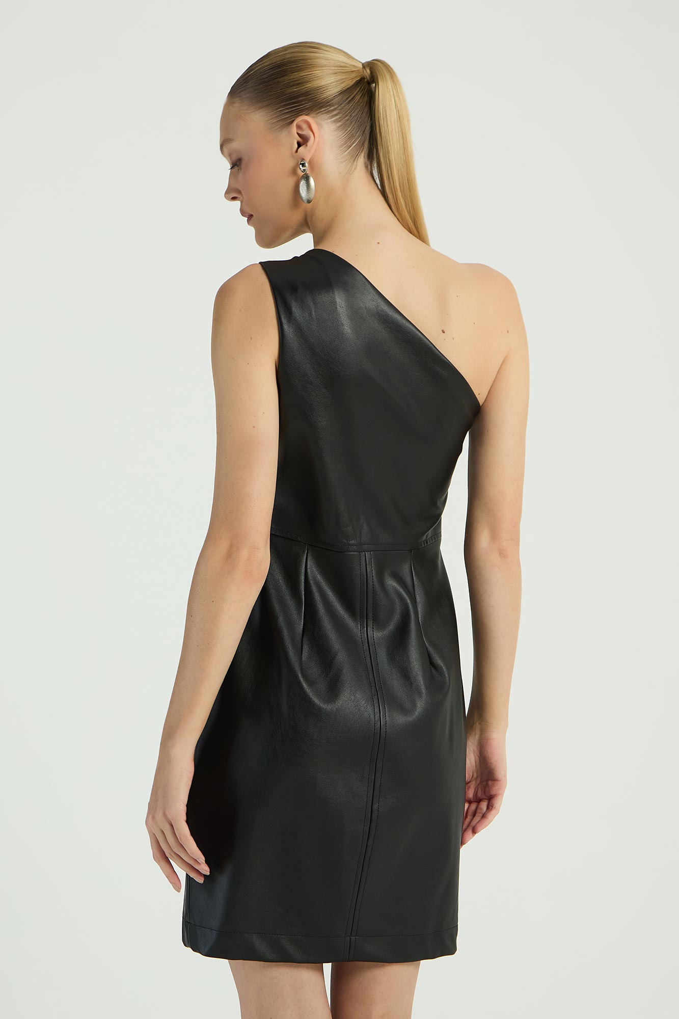 VESTIDO DE UM OMBRO - PRETO P - PRETO - 295760