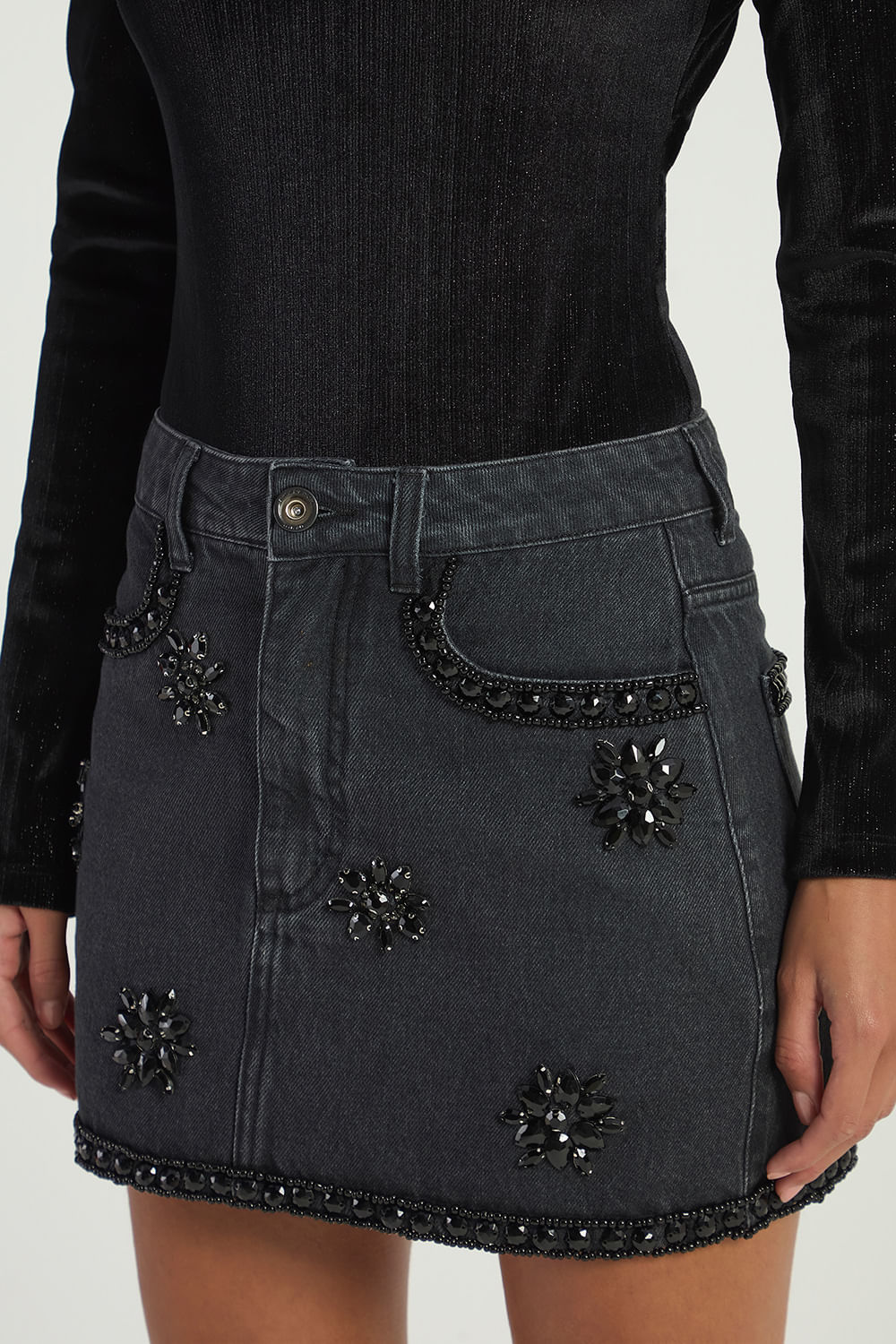 SAIA BLACK JEANS BORDADA 44 - BLACK JEANS - 296582