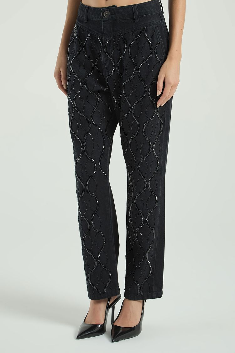 CALÇA RETA COM RECORTES E BORDADO-PRETO 36 - PRETO - 298937