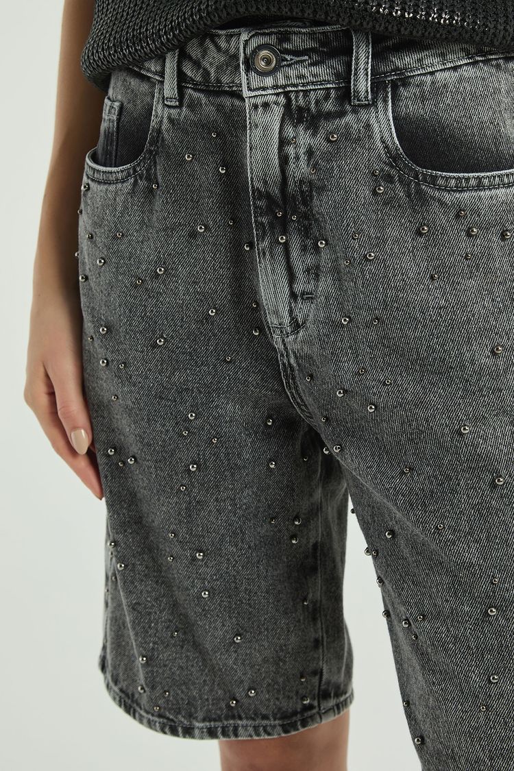 BERMUDA BLACK JEANS COM BORDADO-BLACK JEANS 36 - BLACK JEANS - 304076