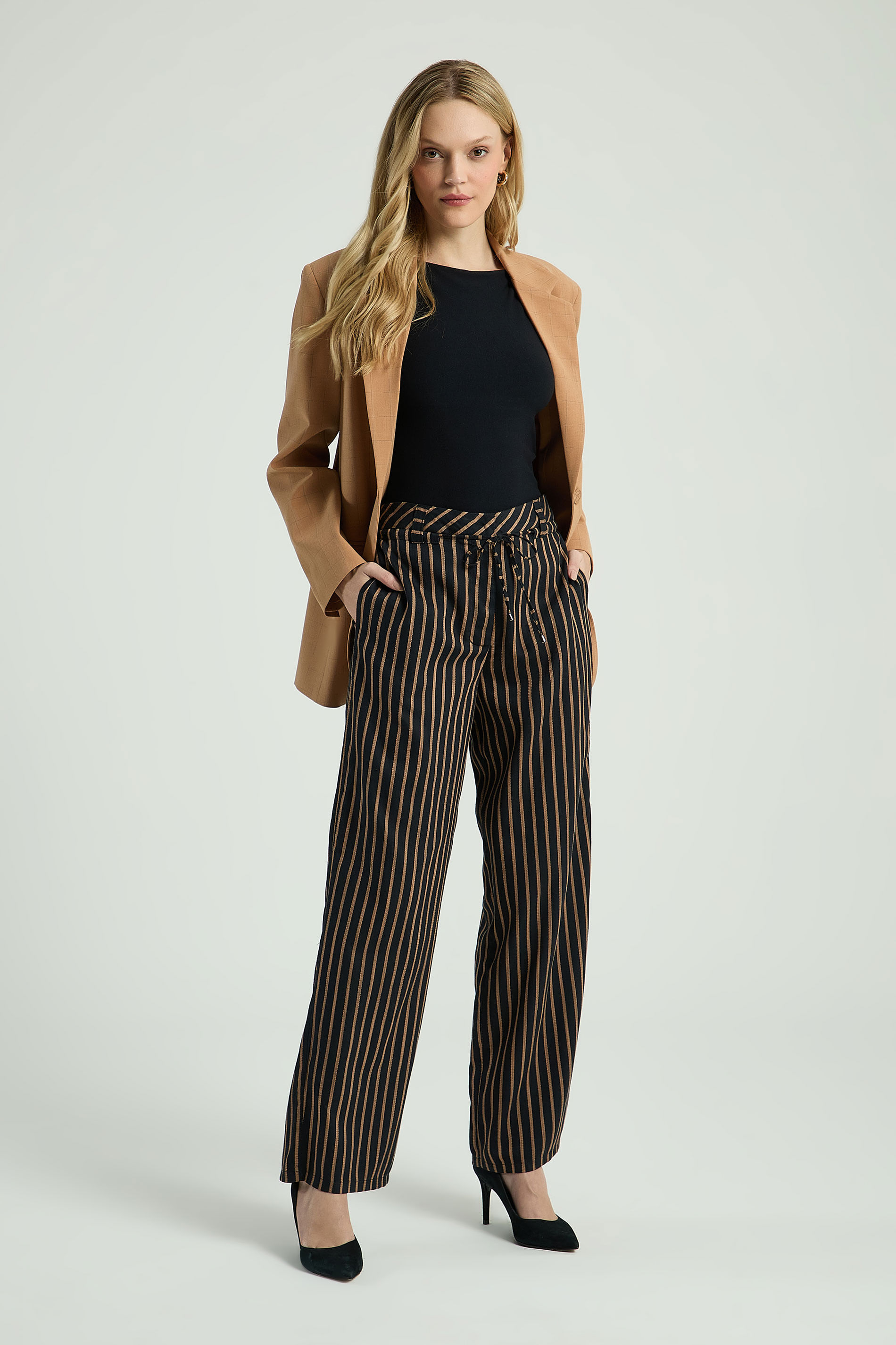 CALÇA LISTRADA DET LAÇO-PRETO/BEGE M - PRETO/BEGE - 306495