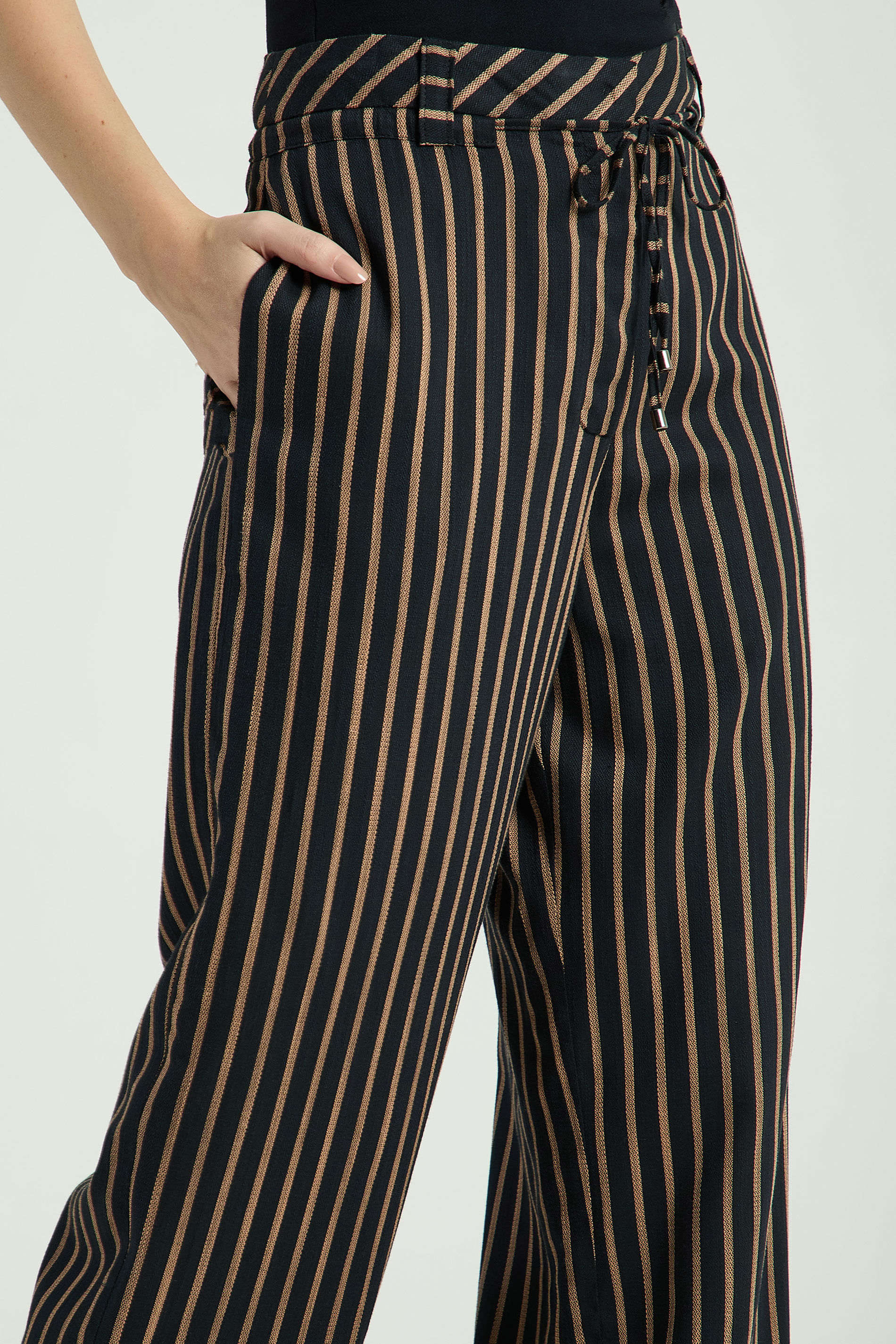 CALÇA LISTRADA DET LAÇO-PRETO/BEGE M - PRETO/BEGE - 306505