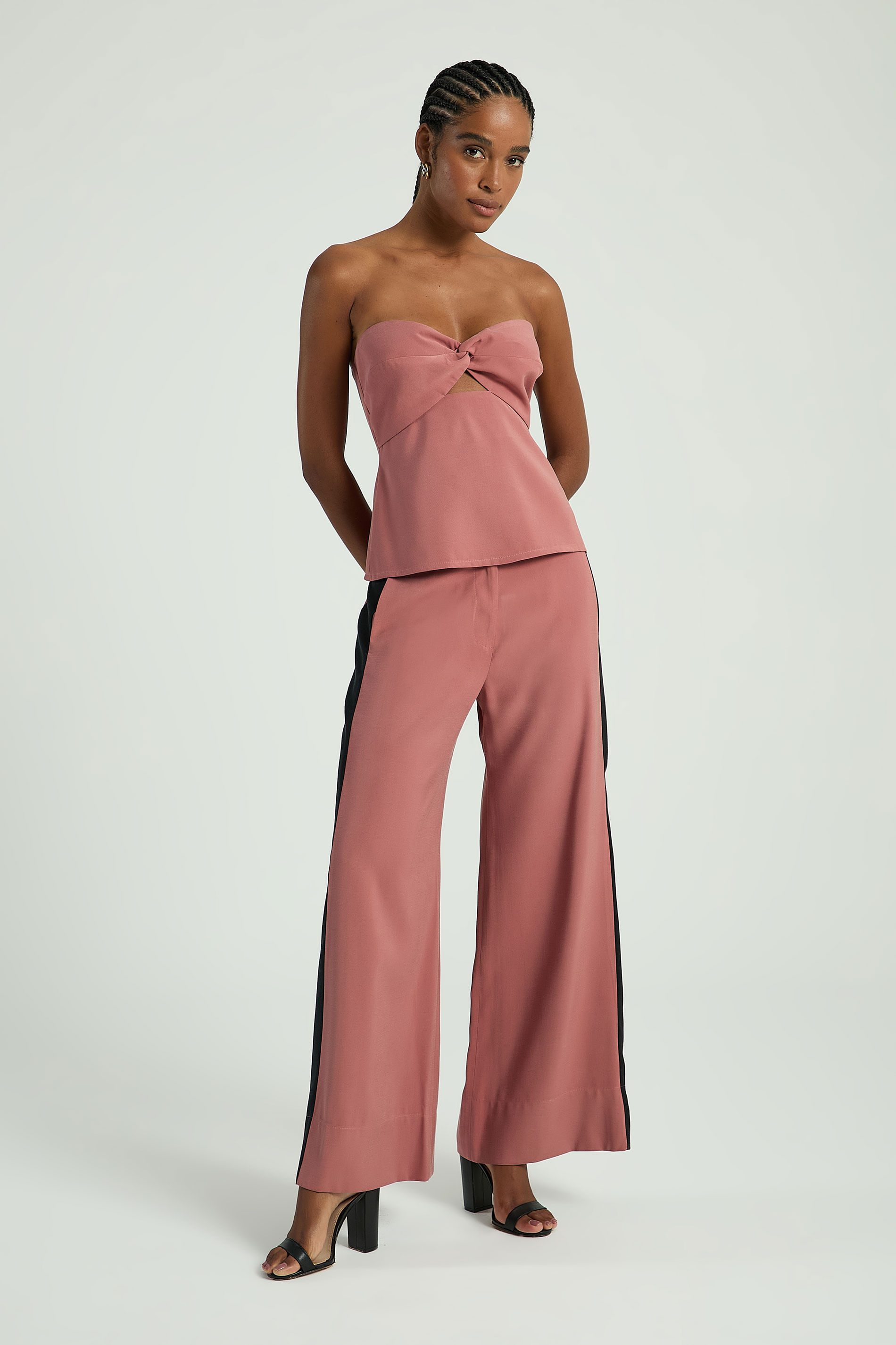 BLUSA TQC COM NÓ-ROSE PP - ROSE - 307070