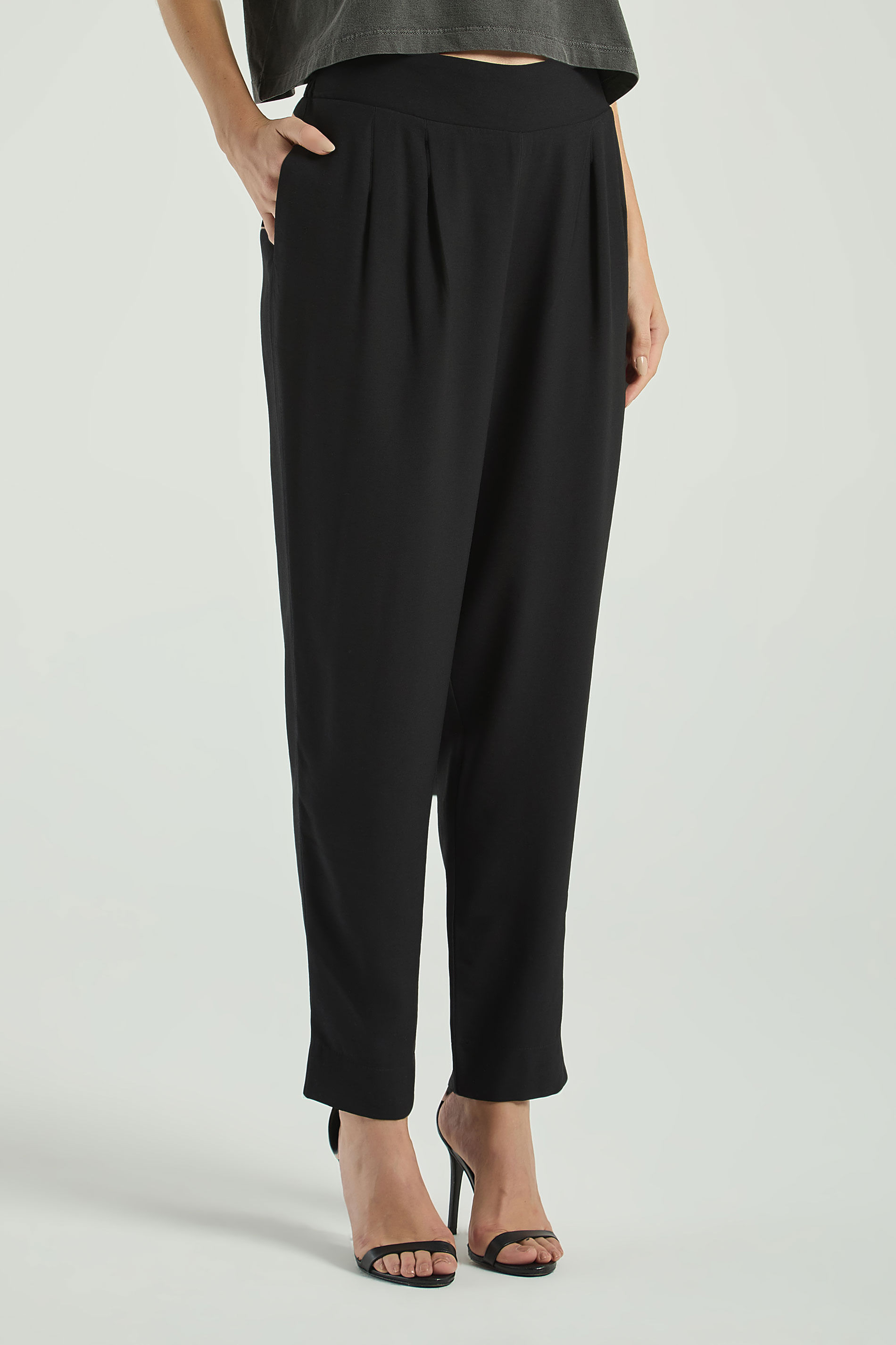 CALÇA CIGARRETE BÁSICA-PRETO P - PRETO - 307404
