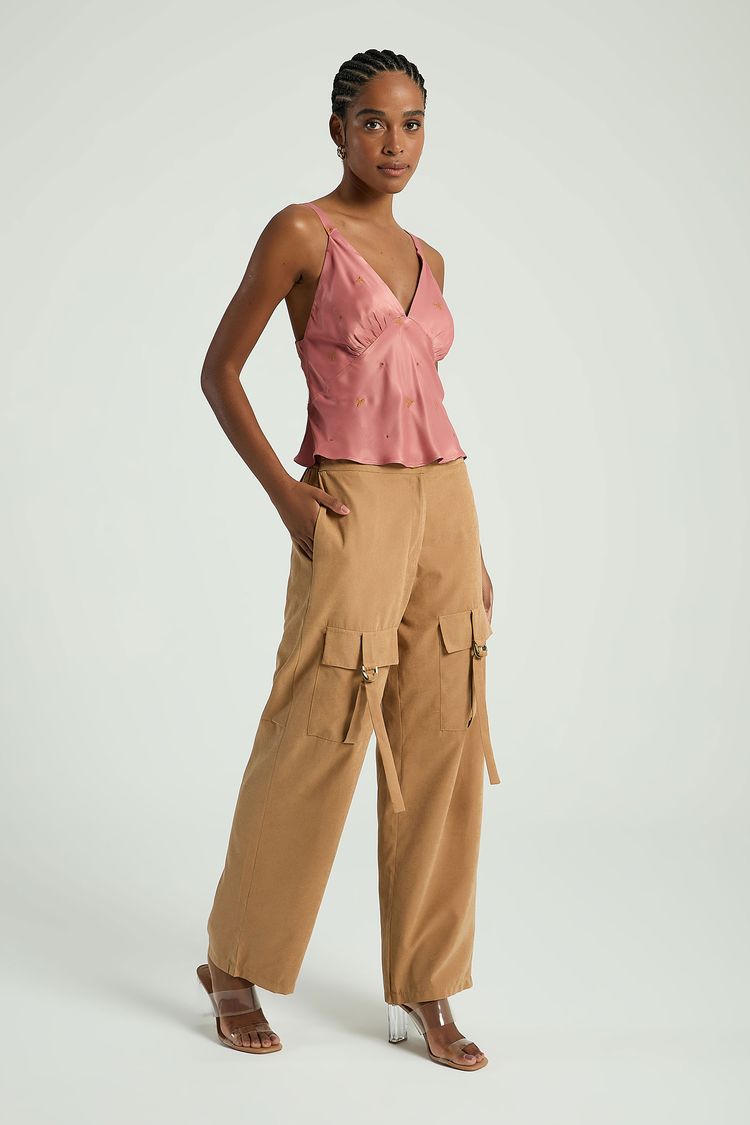 CALÇA BOLSOS FRENTE-BEGE ESCURO P - BEGE ESCURO - 309510