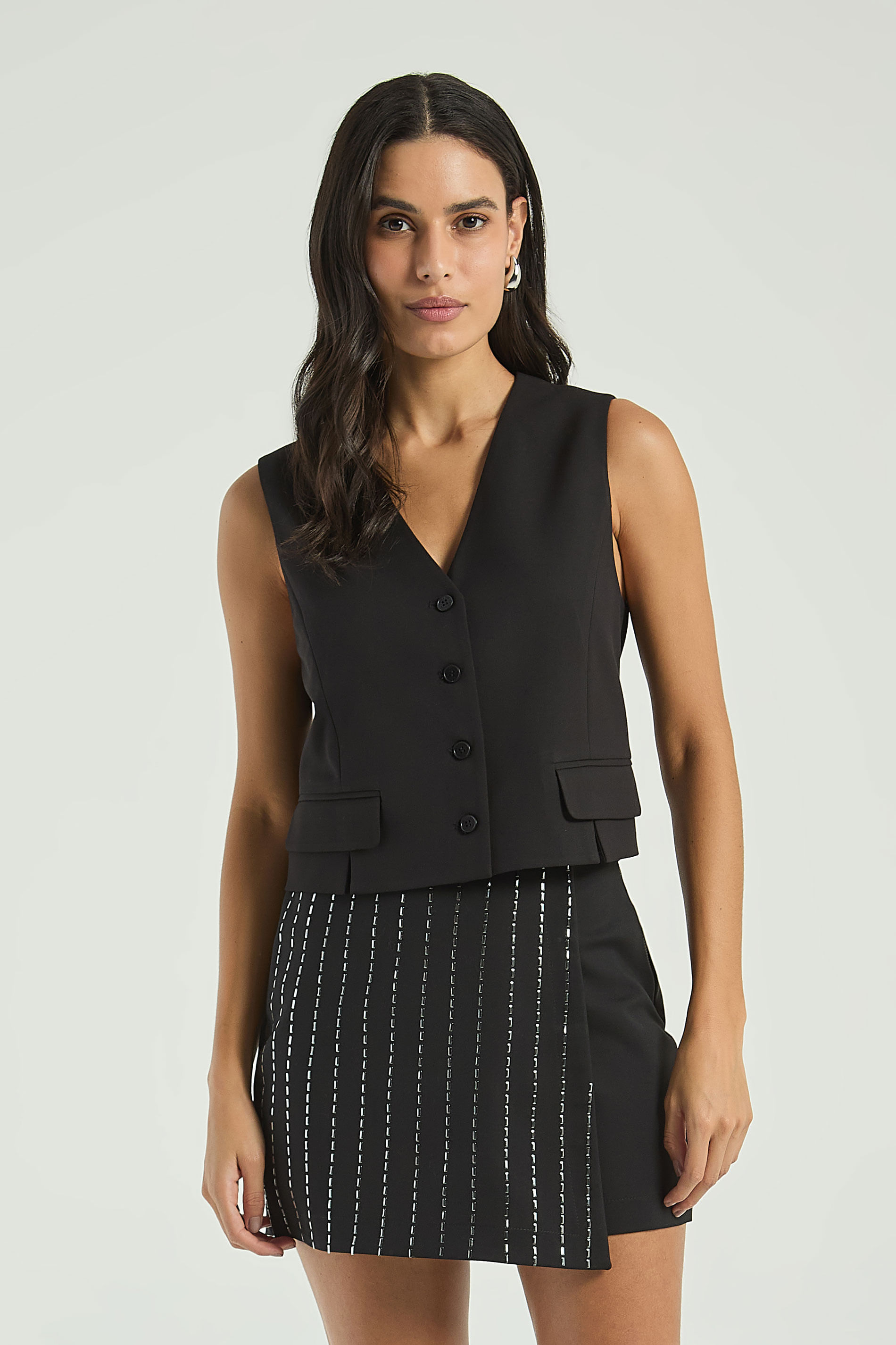 SHORT SAIA COM TERMOCOLANTES - PRETO PP - PRETO - 311884