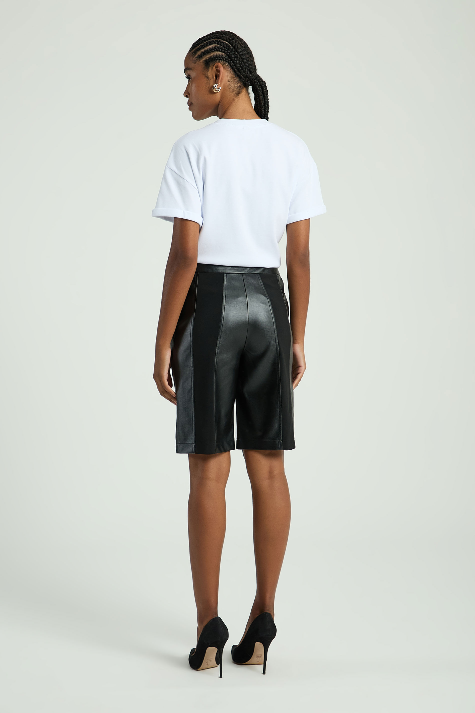 BERMUDA MIX COURO-PRETO GG - PRETO - 311955