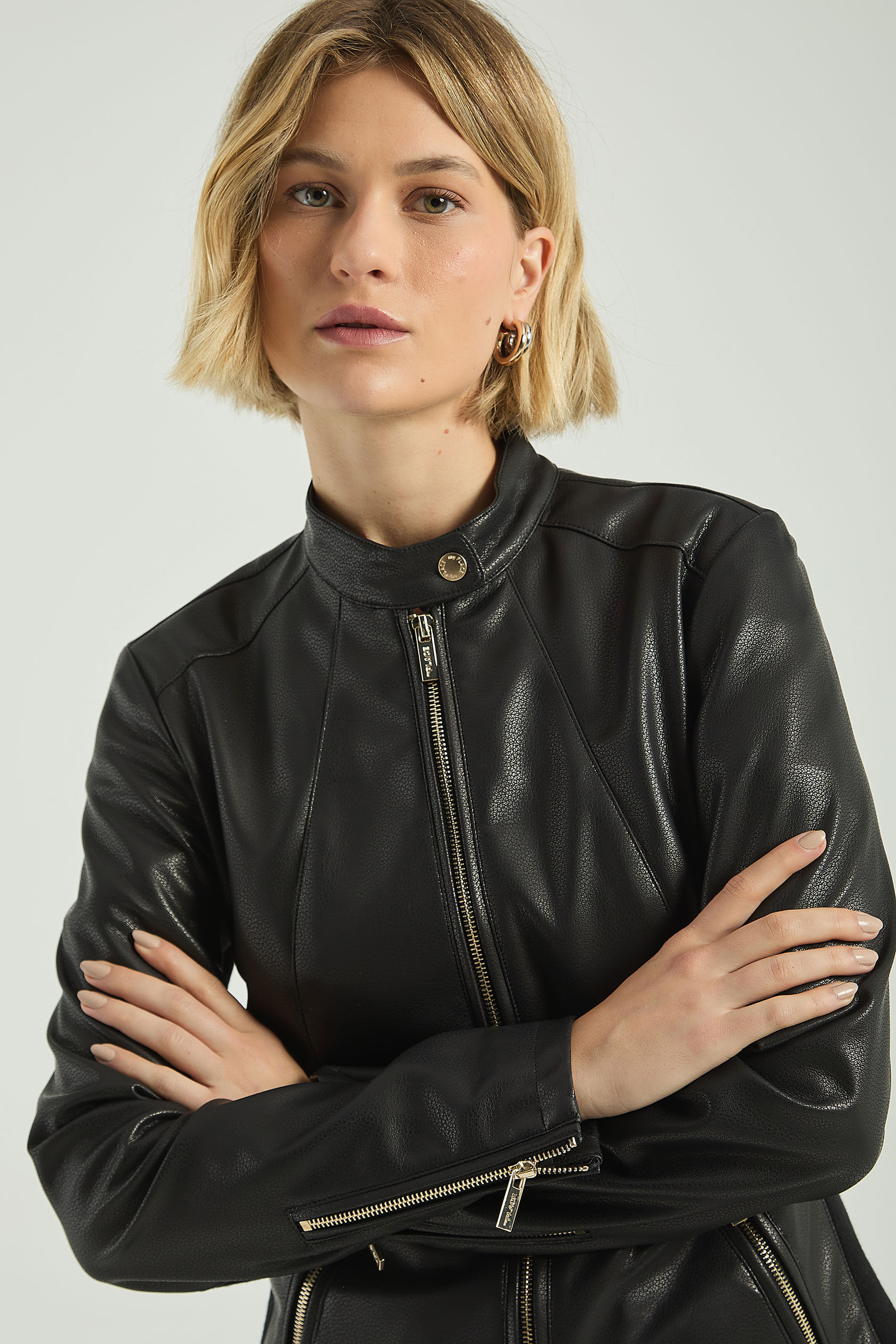 JAQUETA COURO ZIPER FRONTAL-PRETO M - PRETO - 312056