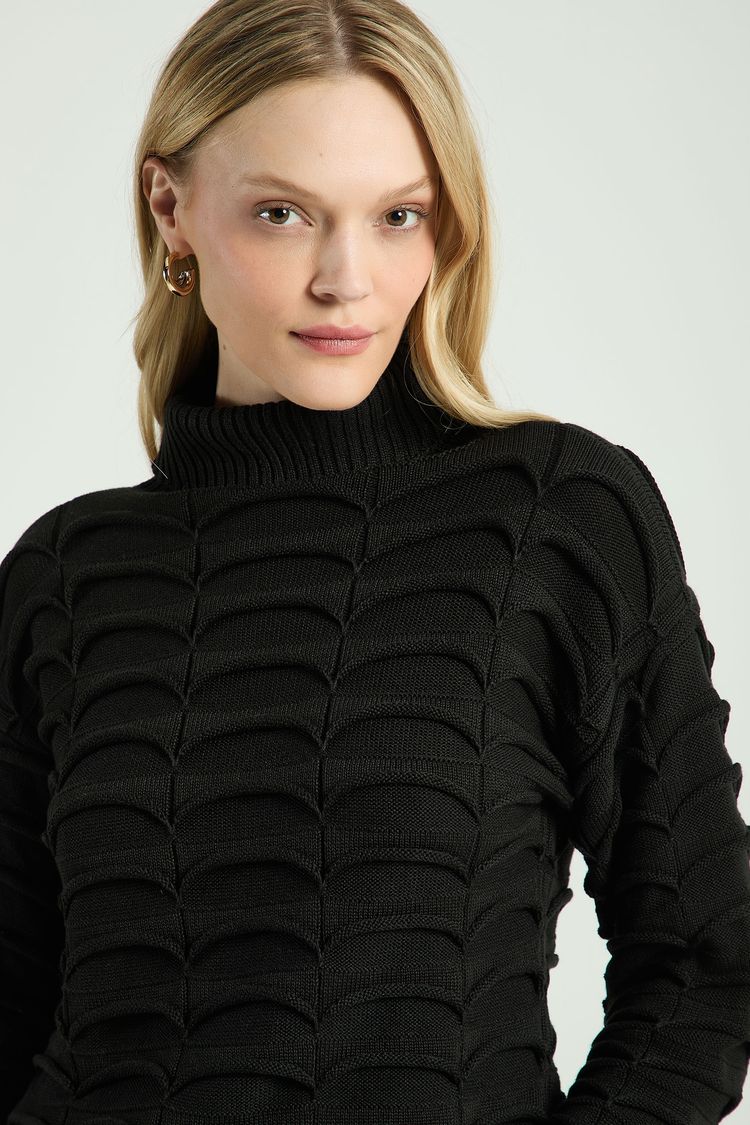 BLUSA EM TRICOT COM PONTO TRABALHADO-PRETO P - PRETO - 313952