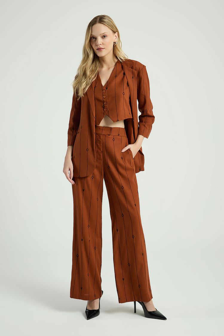 BLAZER LINHO OVERSIZE BORDADO - BEGE ESCURO PP - BEGE ESCURO - 314271