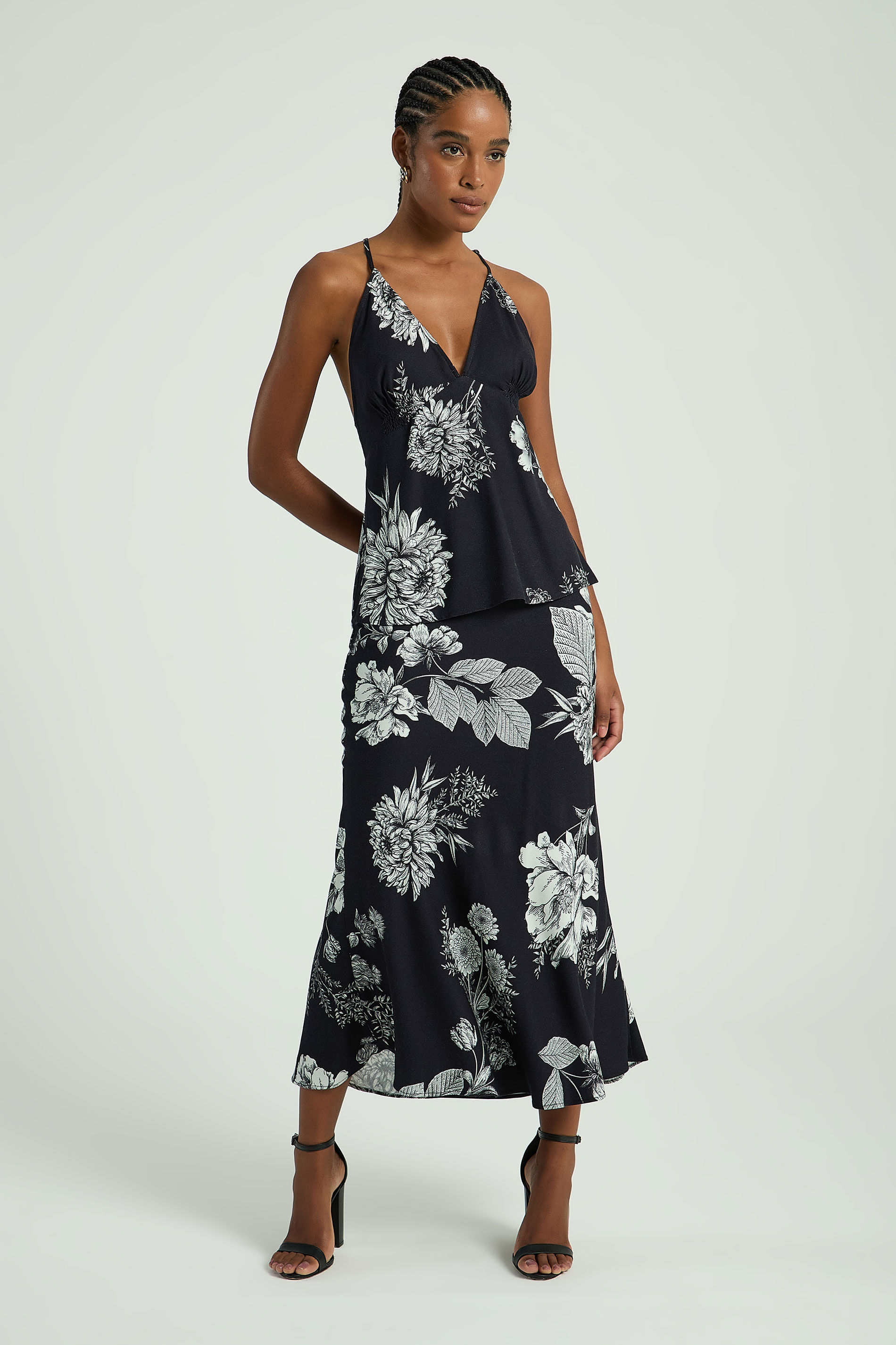 CAMISETA ESTAMPADA COM COSTAS NADADOR-EST BELEZA FLORAL P - EST BELEZA FLORAL - 314315