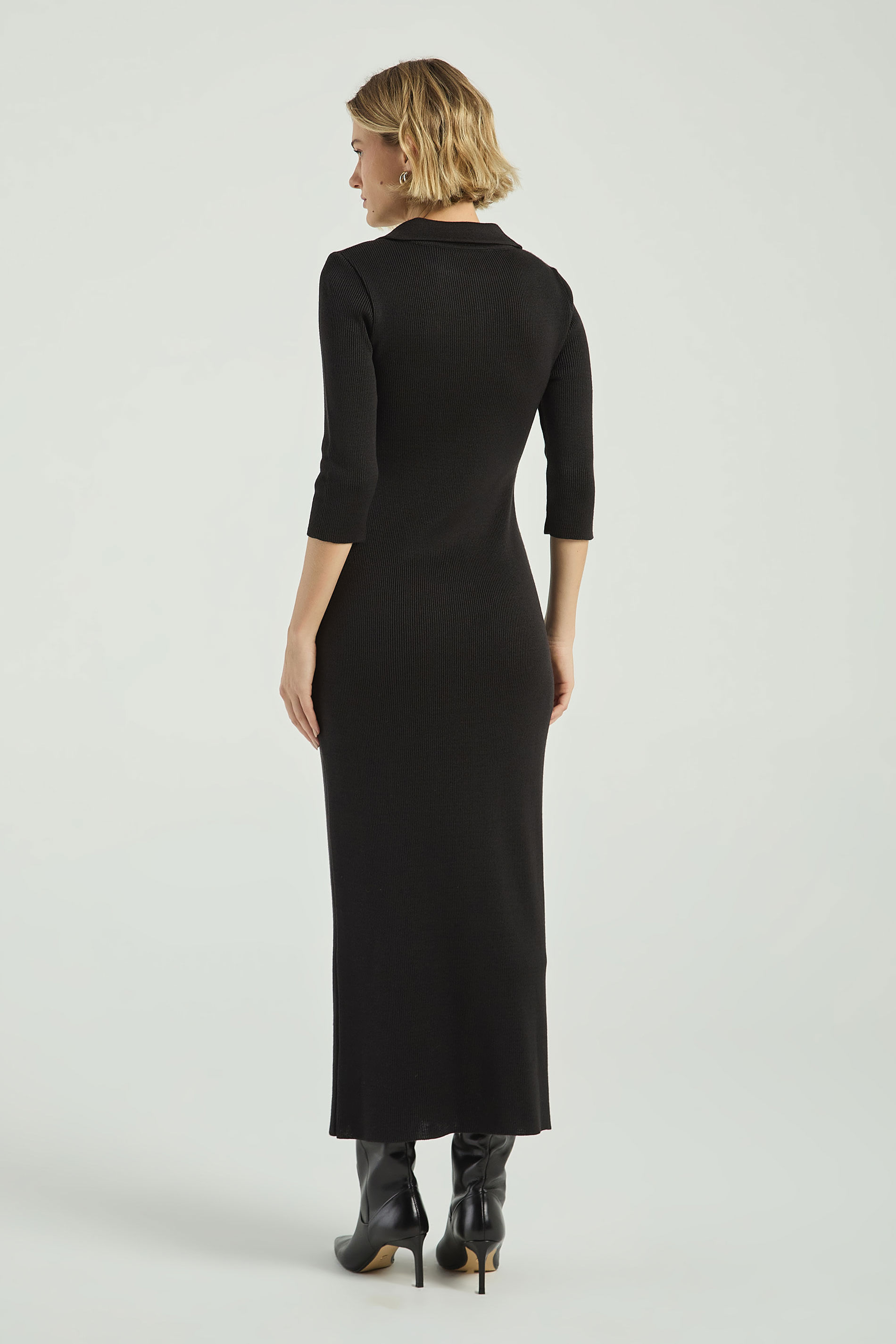 VESTIDO LONGO EM TRICOT COM 3 BOTÕES-PRETO P - PRETO - 316174