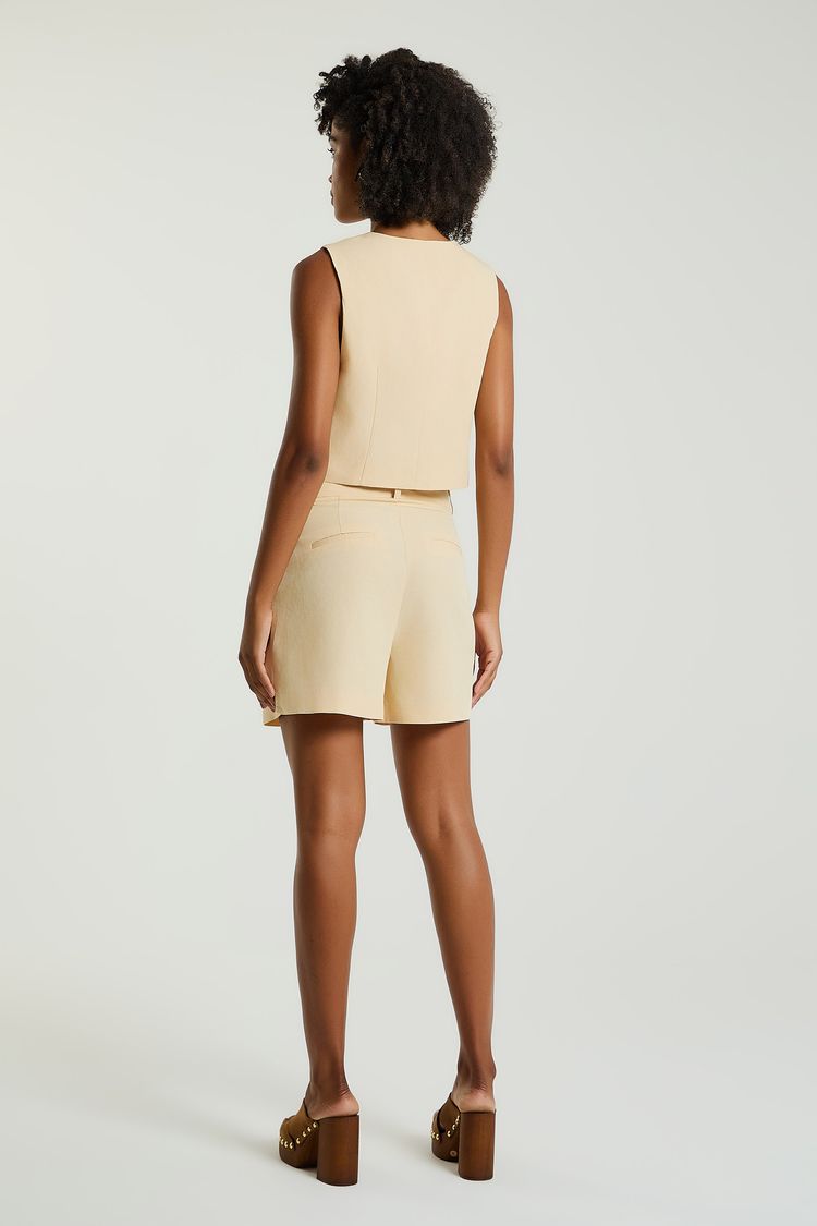 BERMUDA ALFAIATARIA 2 PREGAS - AMENDOA P - AMENDOA - 328241